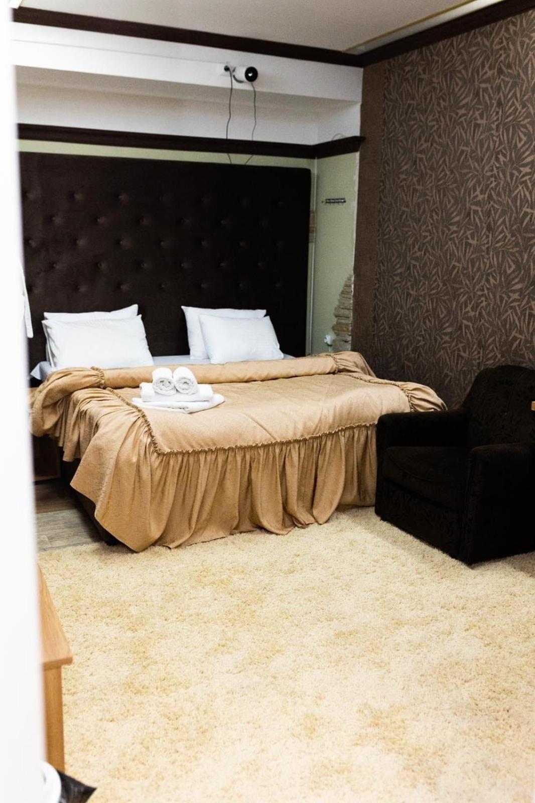 Hotel Cinema Chisinau Eksteriør bilde