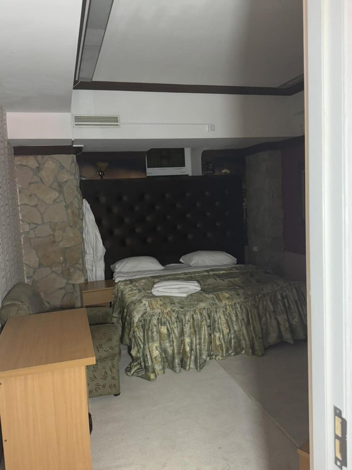 Hotel Cinema Chisinau Eksteriør bilde